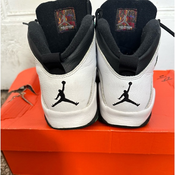 🖤🤍Jordan 9🖤🤍 - Picture 5 of 5